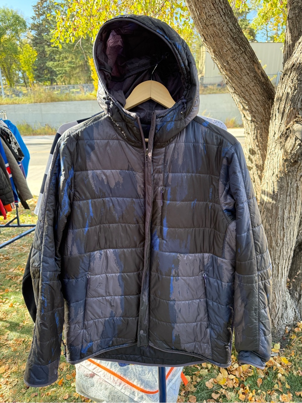 lululemon athletica Men's Black Quilted Hooded Puffer